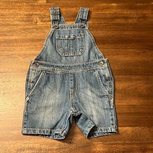New Jean short over alls size 18-24m The Children’s Place